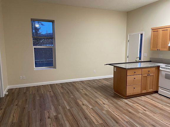kitchen, dining and entryway