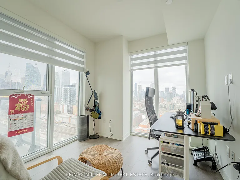 20 Richardson St #1808 — Photo 16