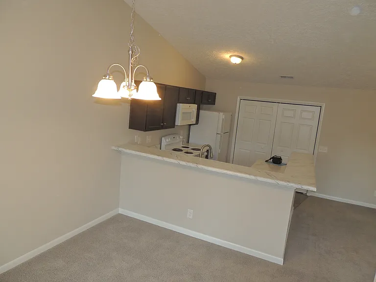6748 Willowbrook Dr #9-1 — Photo 4