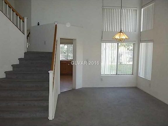 4th image of 19 Tanglewood Dr #0