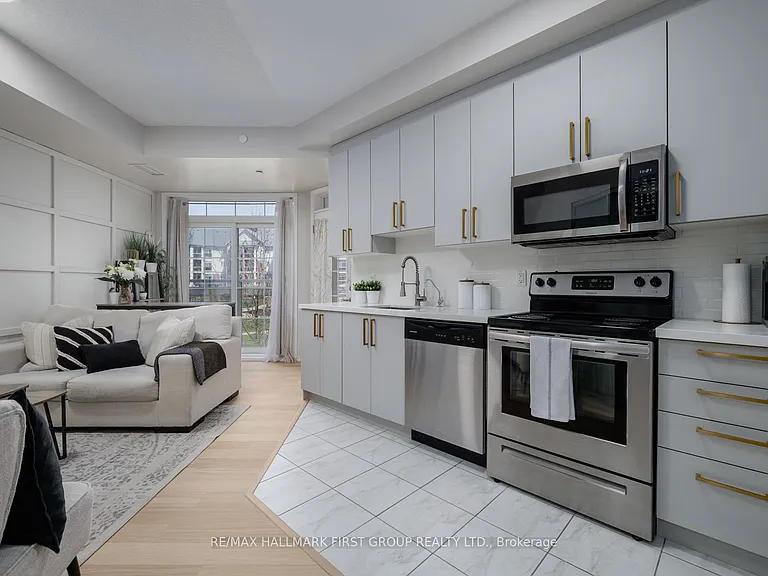 84 Aspen Springs Dr #201 — Photo 1