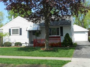 621 Midfield Dr, Maumee, OH 43537