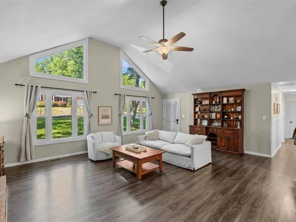 109 Brookleigh Ct, Trinity, NC 27370