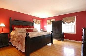 4th image of 2631 Longacres Dr