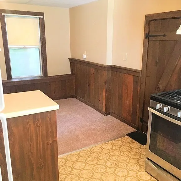 561 Willard St — Photo 3