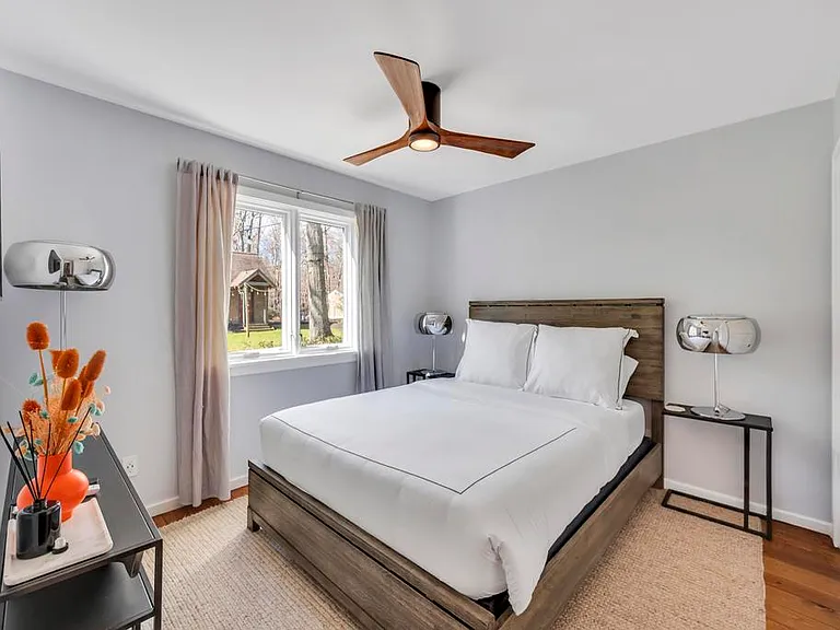 150 Copeces Ln — Photo 43