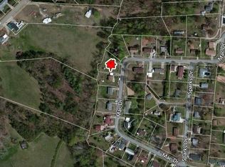 2964 Mac Dr, Hudson, NC 28638