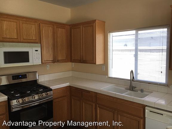 3rd image of 2428 Cesar E Chavez Dr