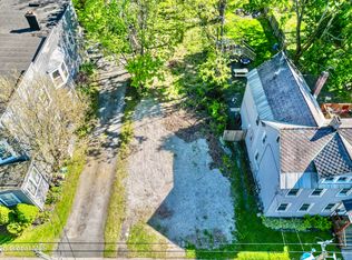 94 3rd Ave, Rensselaer, NY 12144