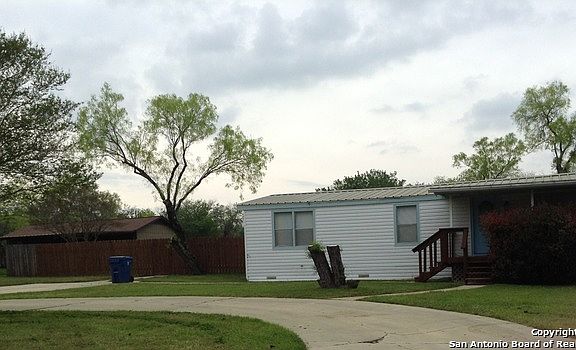 2nd image of 607 F St