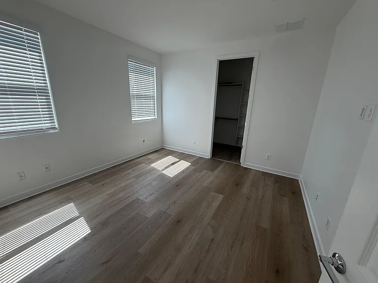 36375 W Leonessa Ave — Photo 24