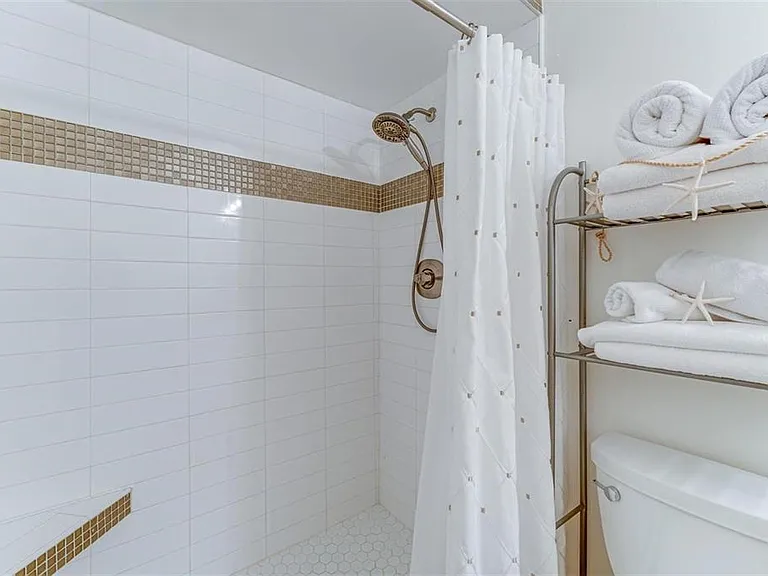 923 Sandpiper Cir #923 — Photo 19