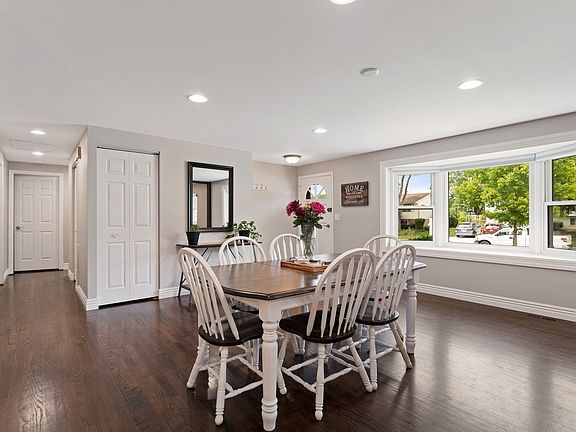 5th image of 1305 Hartmann Dr