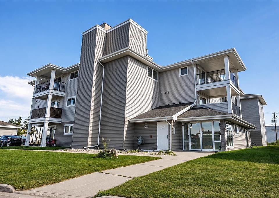 1st image of 1021 N Ross St #304