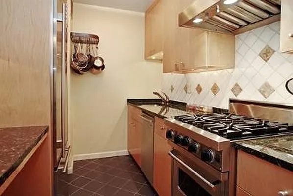 Sold by Corcoran | media 18