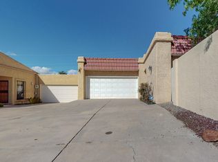 9513 Comanche Rd NE, Albuquerque, NM 87111