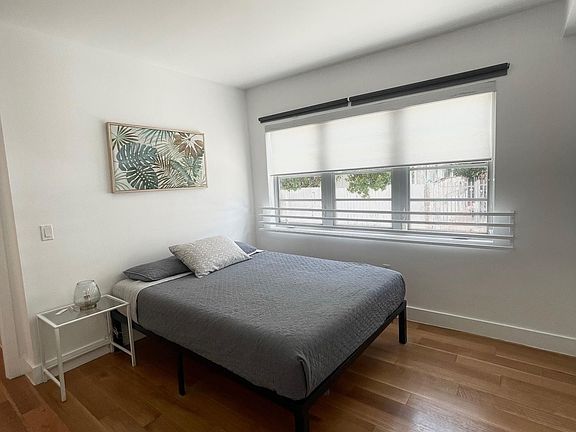 5th image of 930 10th St #0