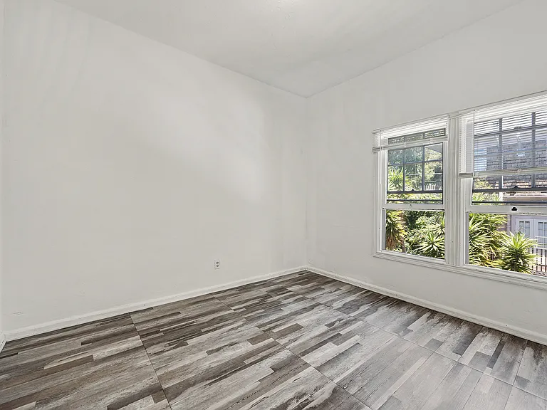 1619 Walnut St #D — Photo 5