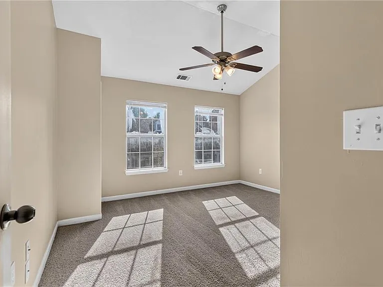 2161 Del Lago Cir NW — Photo 16