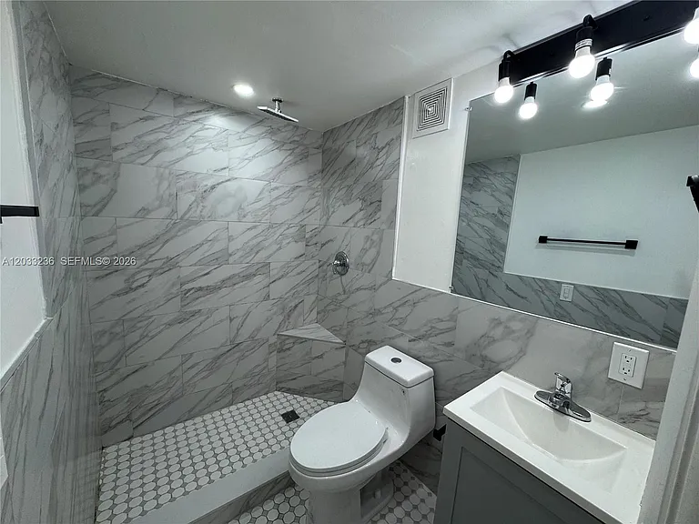 3011 SW 1st Ave #6 — Photo 22