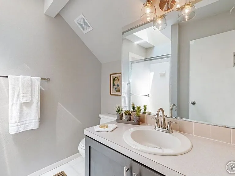 2900 Ross Dr #L35 — Photo 22