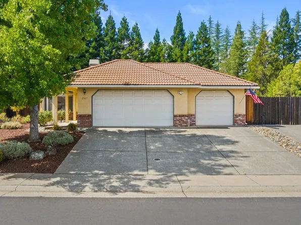 2507 Sullivan Dr, Auburn, CA 95603