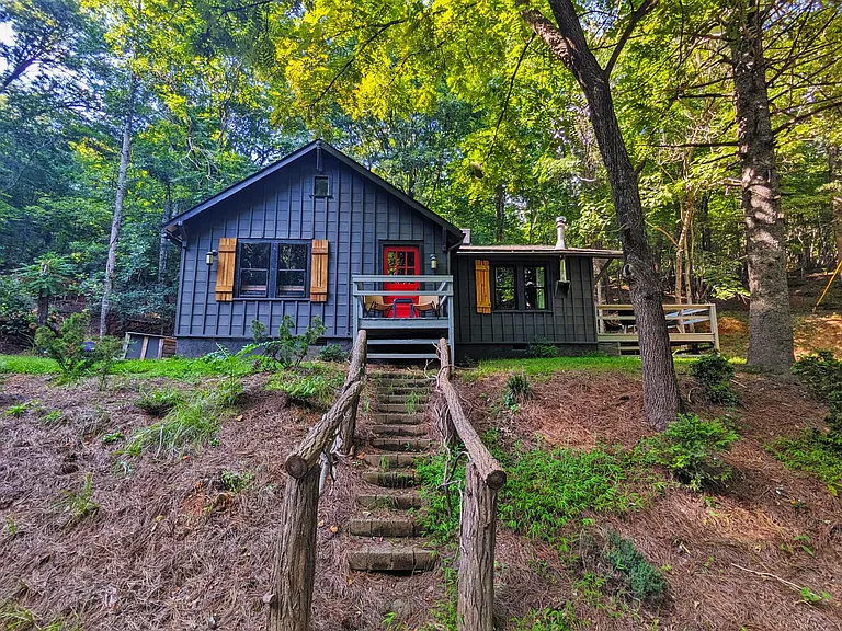 364 Messersmith Rd — Photo 4