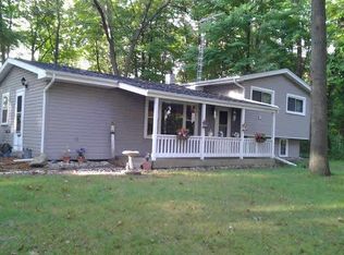 7705 Stewart Rd, Monroe, MI 48162