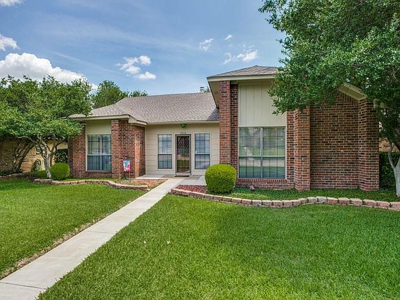 3rd image of 2016 Oakbluff Dr