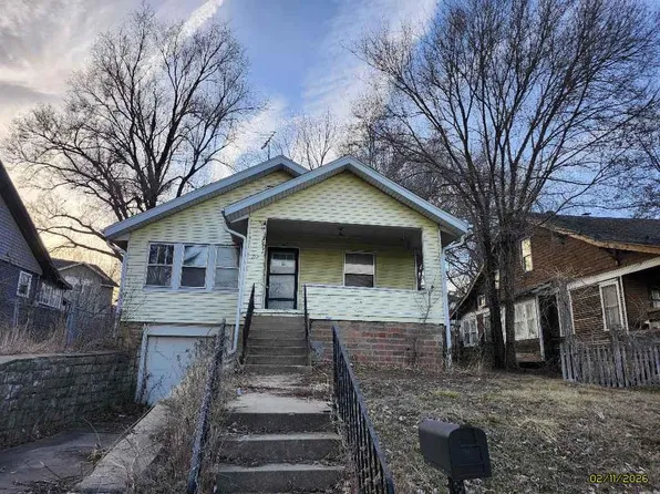 712 Saint Louis Ave, Excelsior Springs, MO 64024