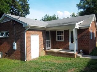 2222 Walker Ave, Greensboro, NC 27403