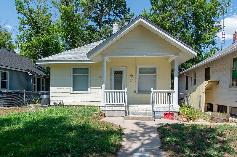 1st image of 1216 Talbot Ct