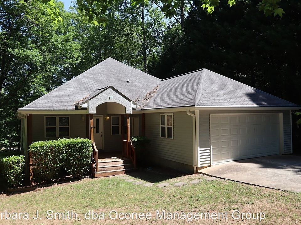 1st image of 110 W River Bend Dr