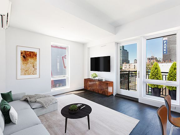 2nd image of 596 Washington Ave APT 4