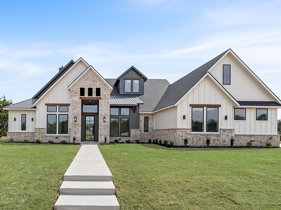1st image of 3493 Evergreen Ln