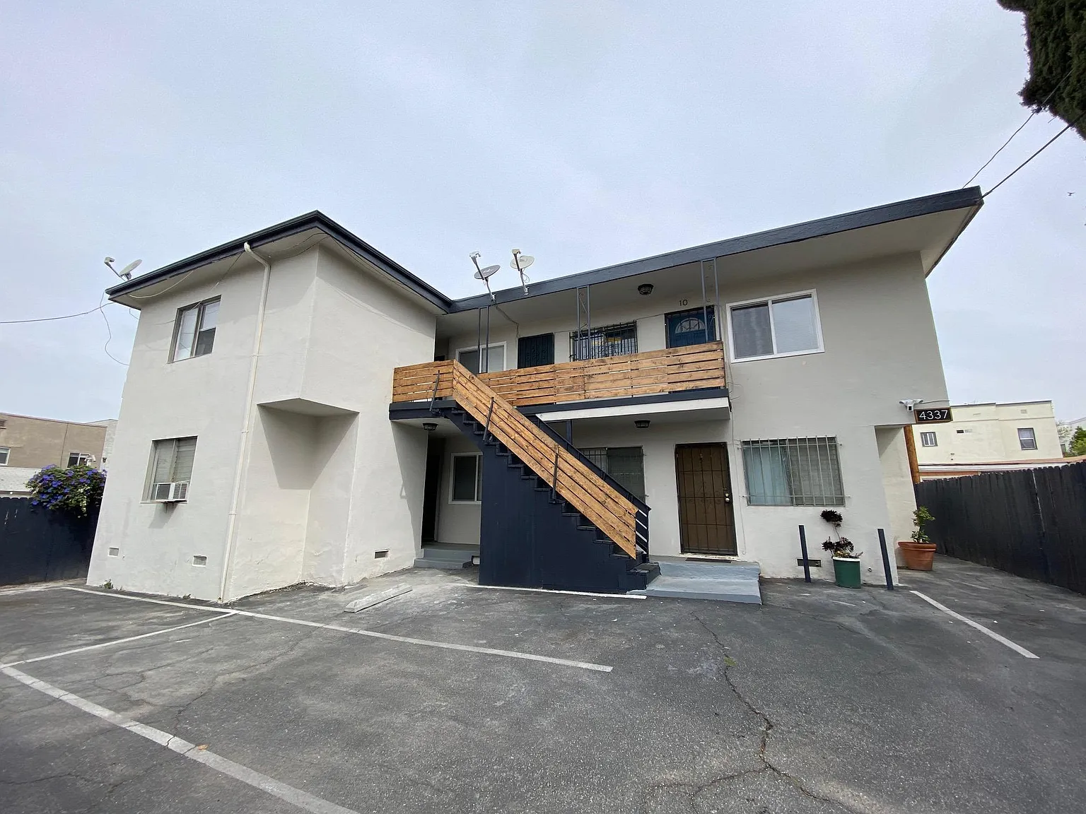 4339 Normal Ave — Photo 3