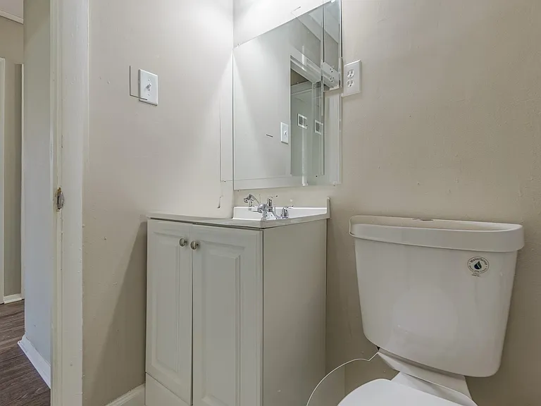 1024 Mendenhall Cv — Photo 13