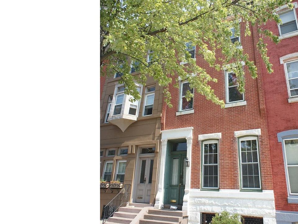 1st image of 741 Corinthian Ave #2