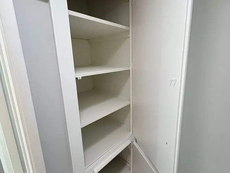 5945 Cloverly Apts — Photo 12