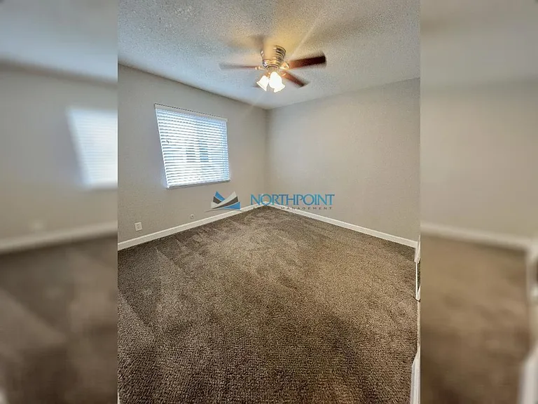 3710 Wyandotte St #8 — Photo 9