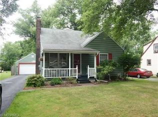 3228 Shadyside Dr, Hubbard, OH