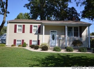 921 W South St, Mascoutah, IL