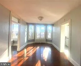 2 bed, 855 sqft, $1,500 — Photo 2