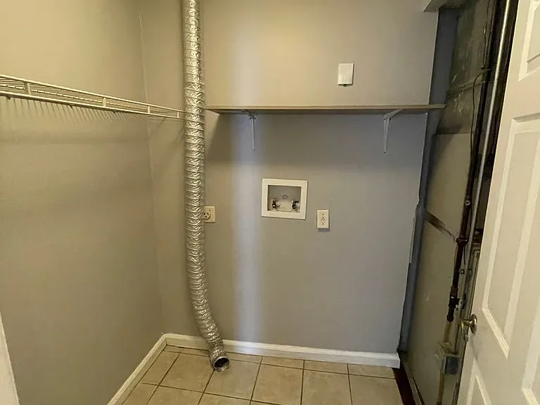 3133 Magnolia 2727 Michigan — Photo 11
