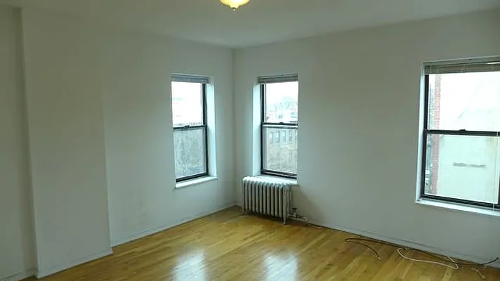 Rented by Garfield Realty  | media 23