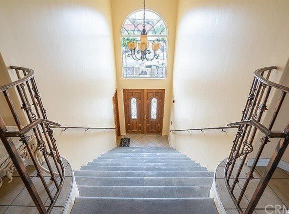 3rd image of 12648 Vanowen St APT 202