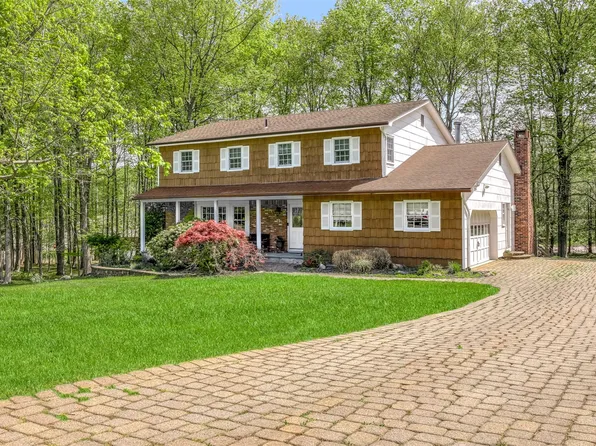 11 Overhill Lane, New City, NY 10956