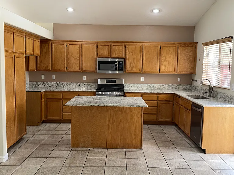 9310 Nickellaus Ct — Photo 7