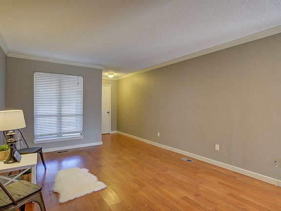 5th image of 2644 Michael Dr