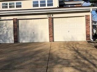 344 Fox Village Ct, Ballwin, MO 63021